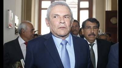 Aprobación de Luis Castañeda llega al nivel más bajo de su gestión