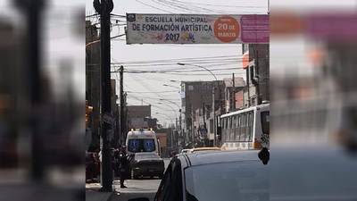 SJL: Constantes accidentes de tránsito por letrero que impide la visibilidad de semáforo