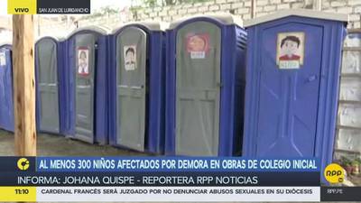 Niños estudian en un garaje por demoras en obras de remodelación de su colegio