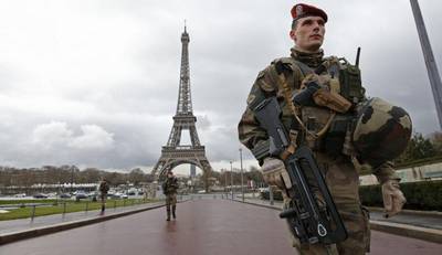 Francia detiene a 10 extremistas de derecha que planeaban ataques