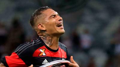 Paolo Guerrero acusó molestias y fue cambiado en el Flamengo vs. Bahía