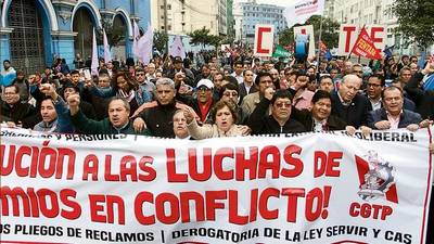 Sociedad civil rechaza autoritarismo de Keiko Fujimori y Fuerza Popular