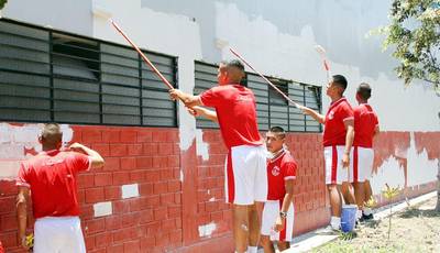 Fuerzas Armadas limpiarán y repararán 50 colegios de Lima