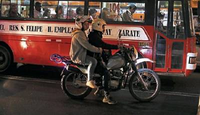 Advierten riesgo de taxis en motocicletas que llevan pasajeros a SJL