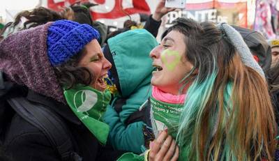 Argentina: Diputados aprueban el aborto legal en una histórica votación