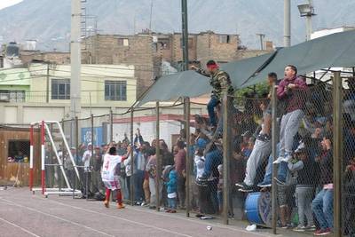 Defensor Lubricantes inicia su camino en la departamental