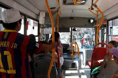 Candidato a la alcaldía de Lima promete descuentos y pasajes gratis
