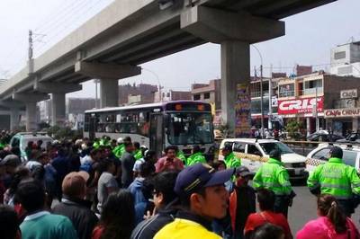 Turbas atacan buses del corredor morado de SJL