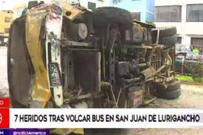 SJL: siete heridos por volcadura de coaster con más de S/285 mil en papeletas