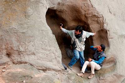 Hallazgo de pinturas rupestre en los cerros de Húascar