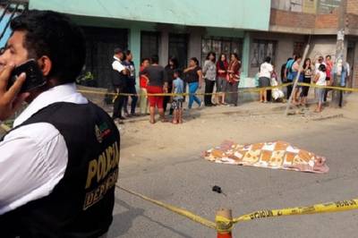 SJL: mujer fue asesinada a balazos cerca de la estación del Metro de Lima