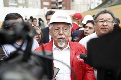 Ministro Piqué: Reorganización de Sedapal no implica su privatización ´por ahora´