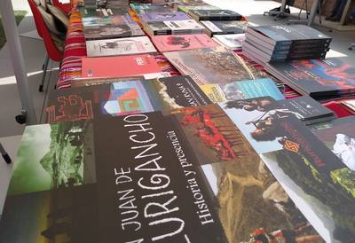 Conversatorio del Libro Luriganchino en el Congreso