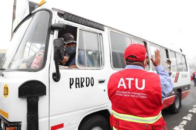 40 % de personas que usan el transporte público en SJL estan infectadas con Covid-19
