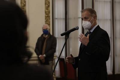 Citarán a Jorge Muñoz al Parlamento