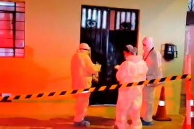 Asesinan a dos personas en la puerta de su casa en A.H Las Casuarinas
